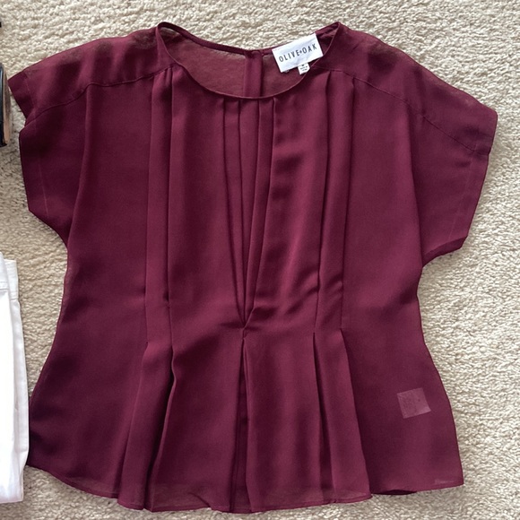 Olive & Oak Wine Color Short Sleeve Blouse - Picture 2 of 7